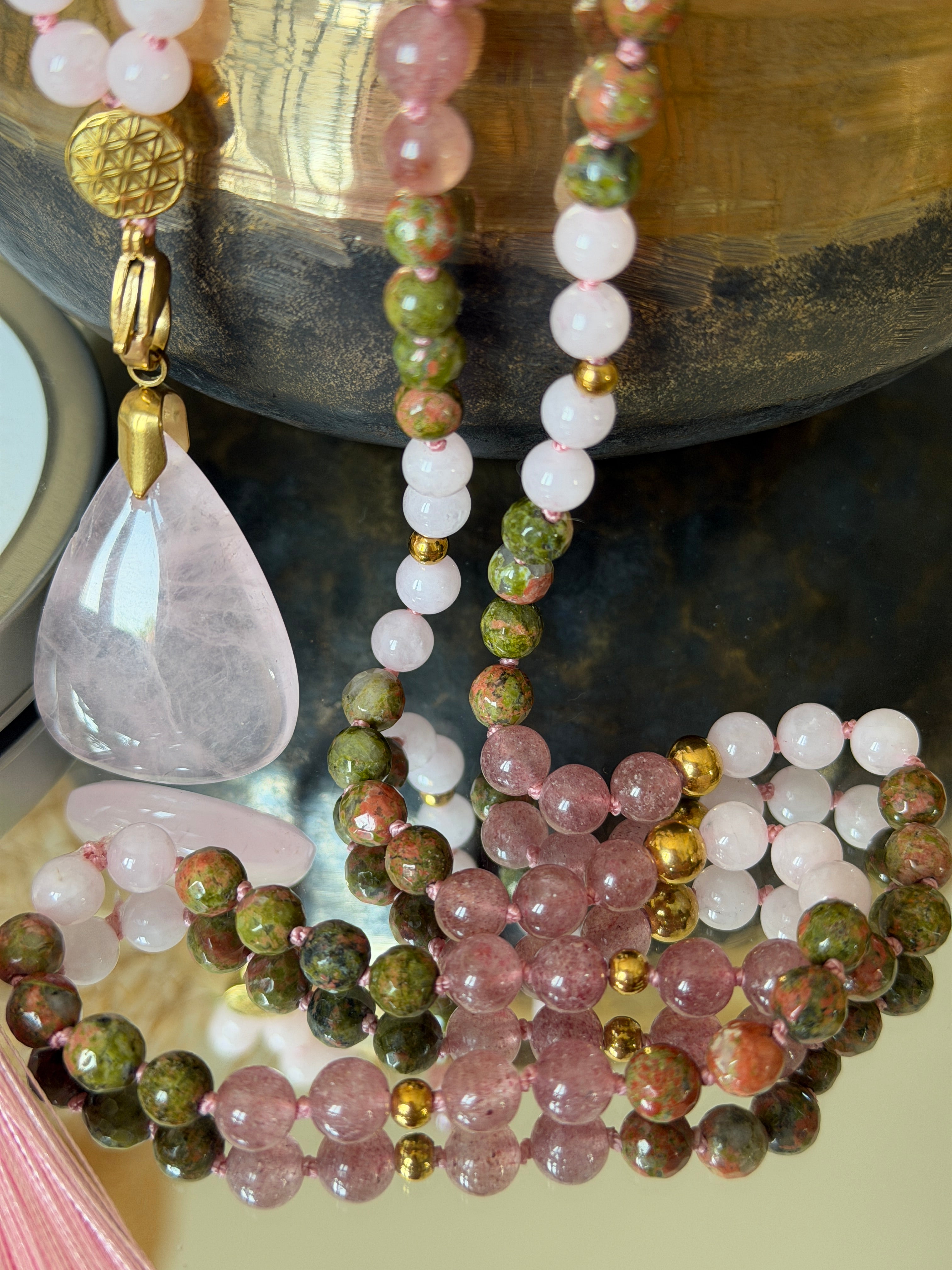 Mala n°118 - Regard Bienveillant - Unakite, Quartz fraise et Quartz rose