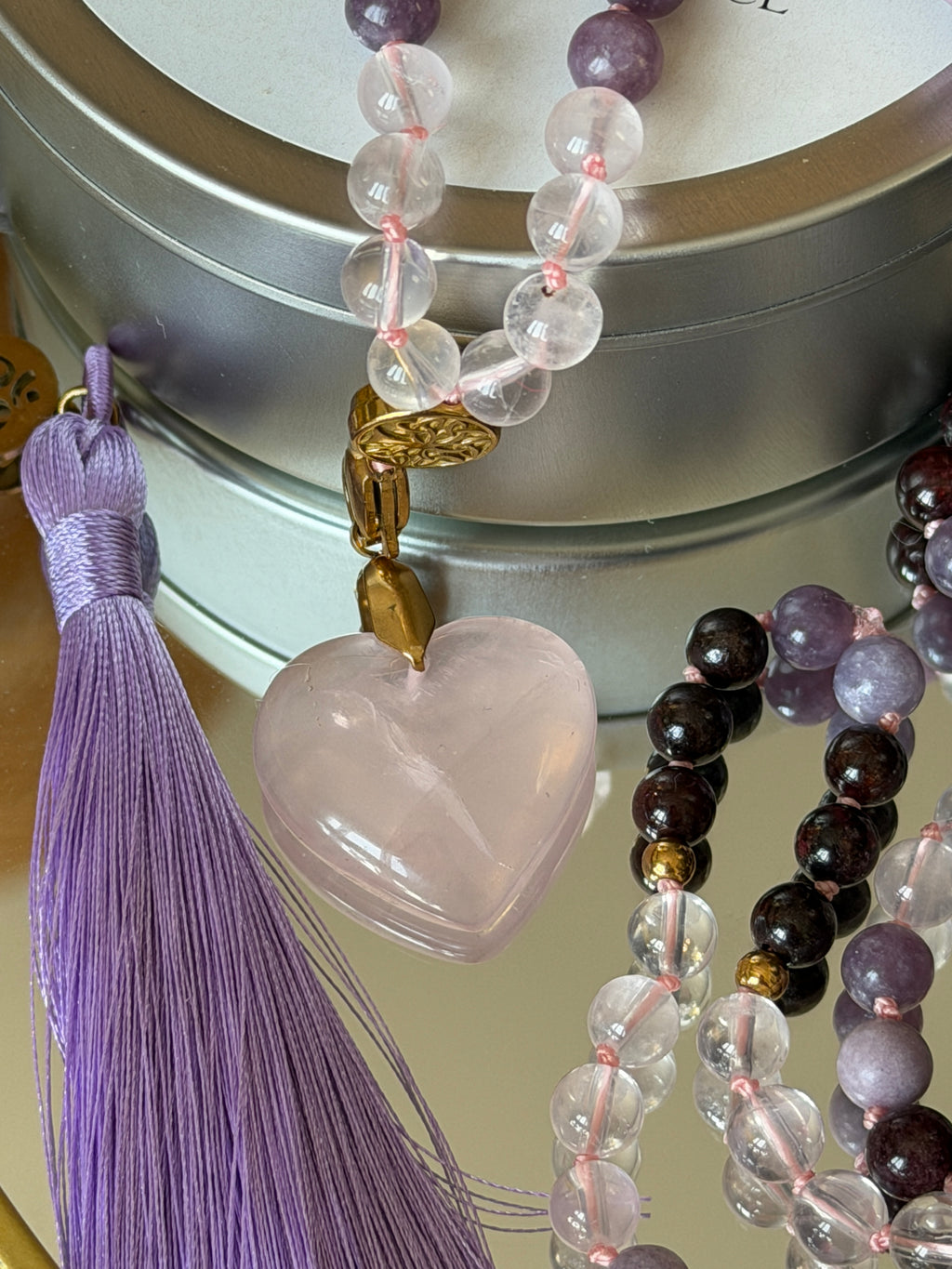 Mala n°111 - (re)prendre sa place - Morganite, Grenat et Lépidolite