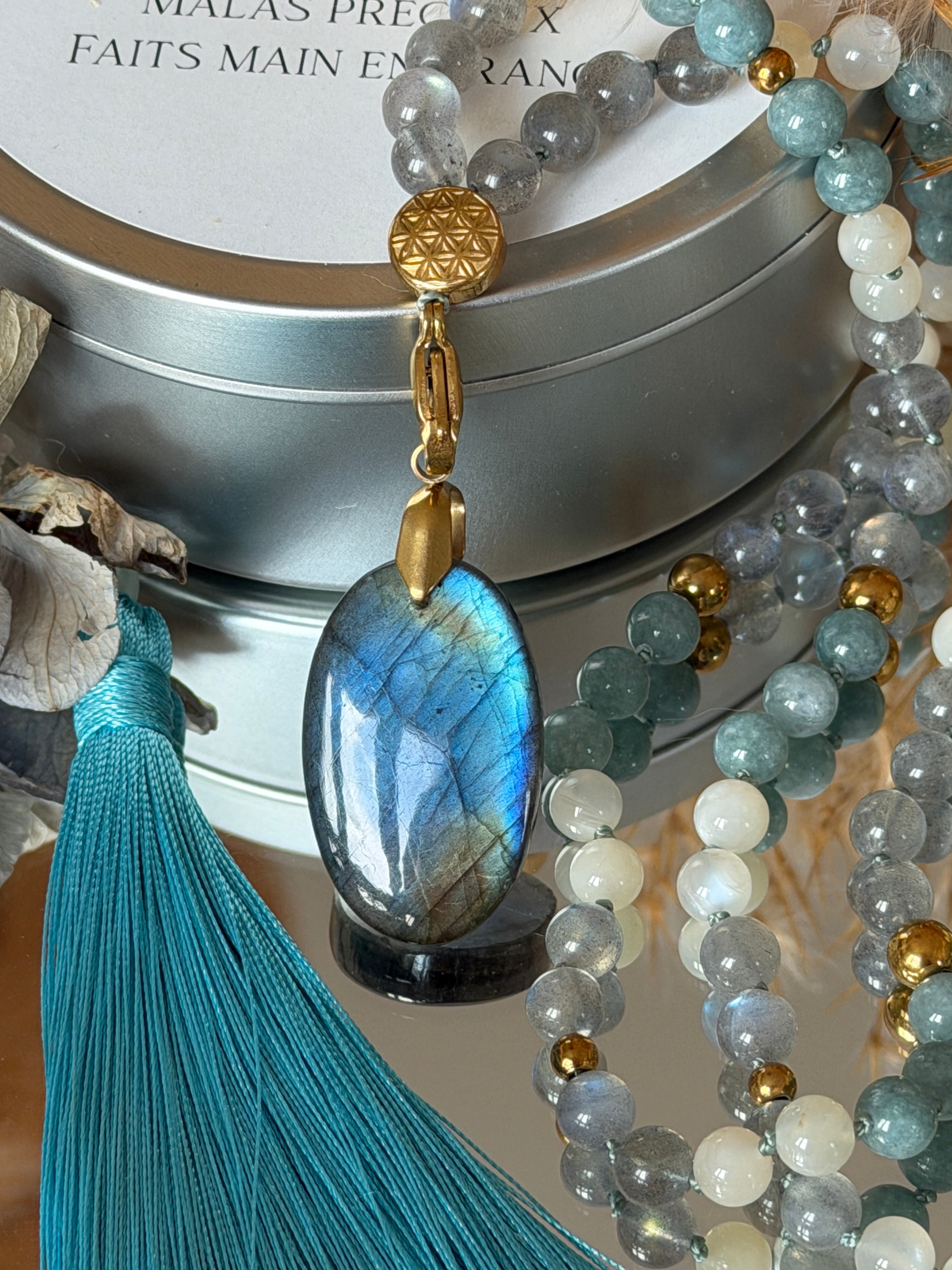 Mala n°106 - Suivre son chemin - Labradorite, Jade du Guatemala et Pierre de lune