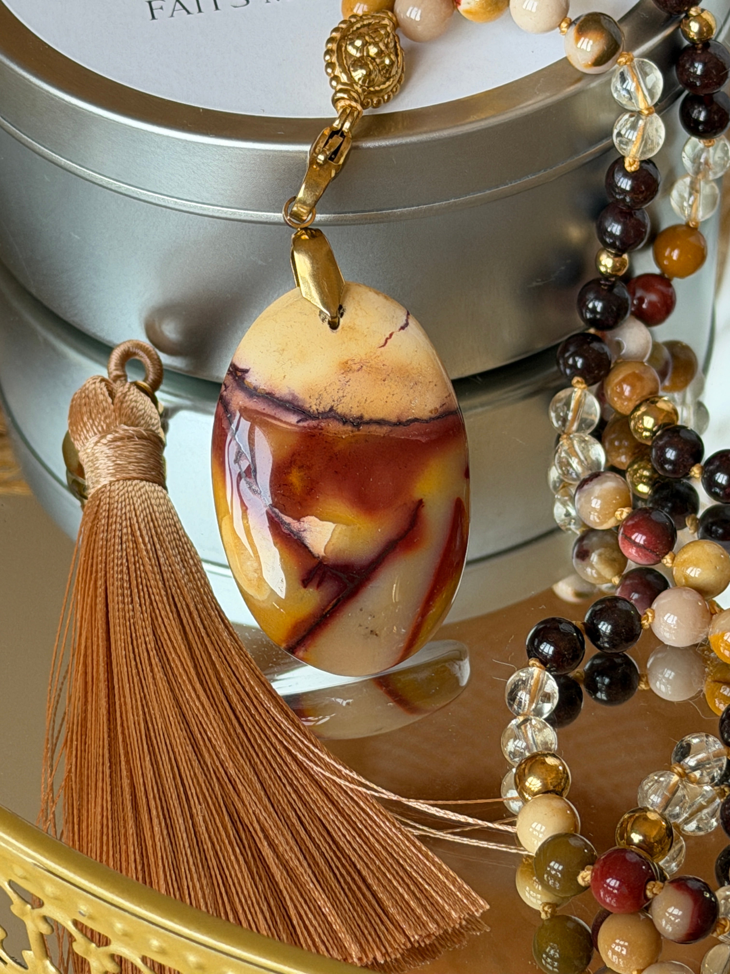 Mala n°125 - Nouveau souffle - Citrine, Jaspe Mookite et Grenat