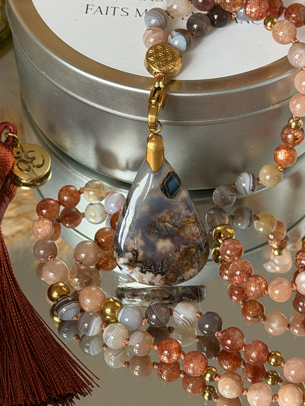 Mala n°126 - Après l'orage - Pierre de soleil, Agate du Botswana et Pierre de lune