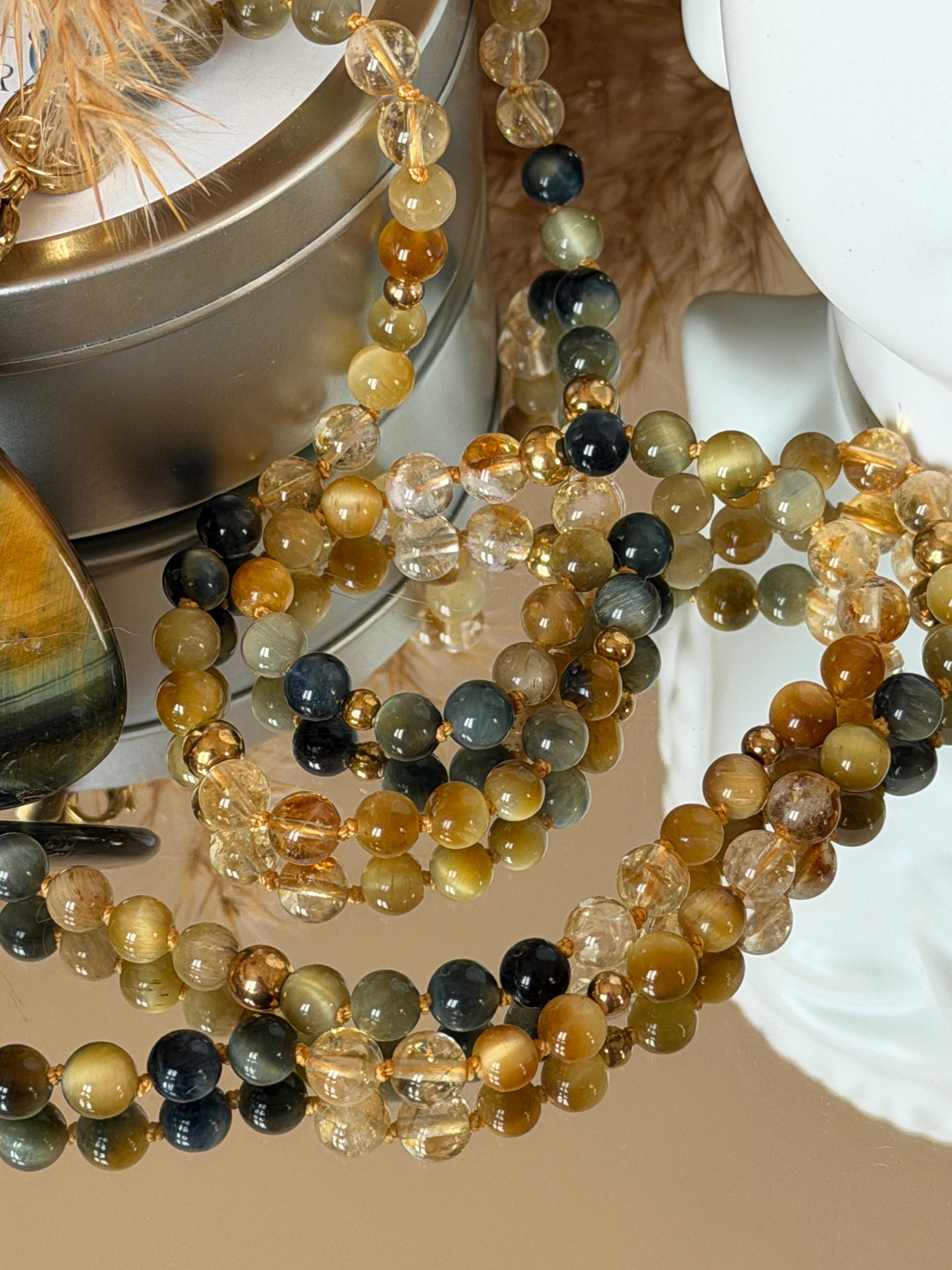 Mala n°128 - Abondance protégée - Oeil de tigre gris, Citrine et Oeil de tigre doré