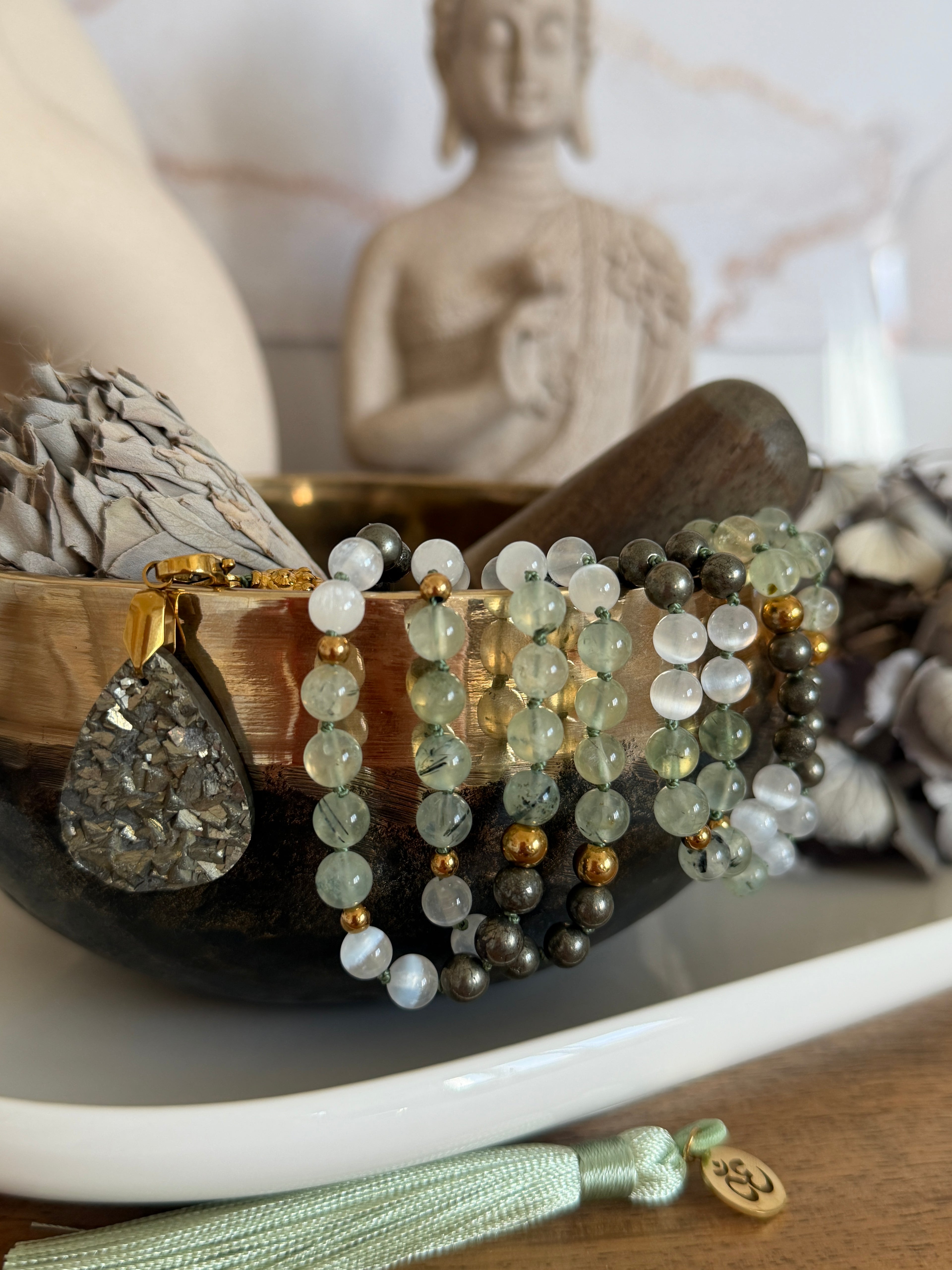 Mala n°127 - Renaissance - Pyrite, Préhnite et Sélénite