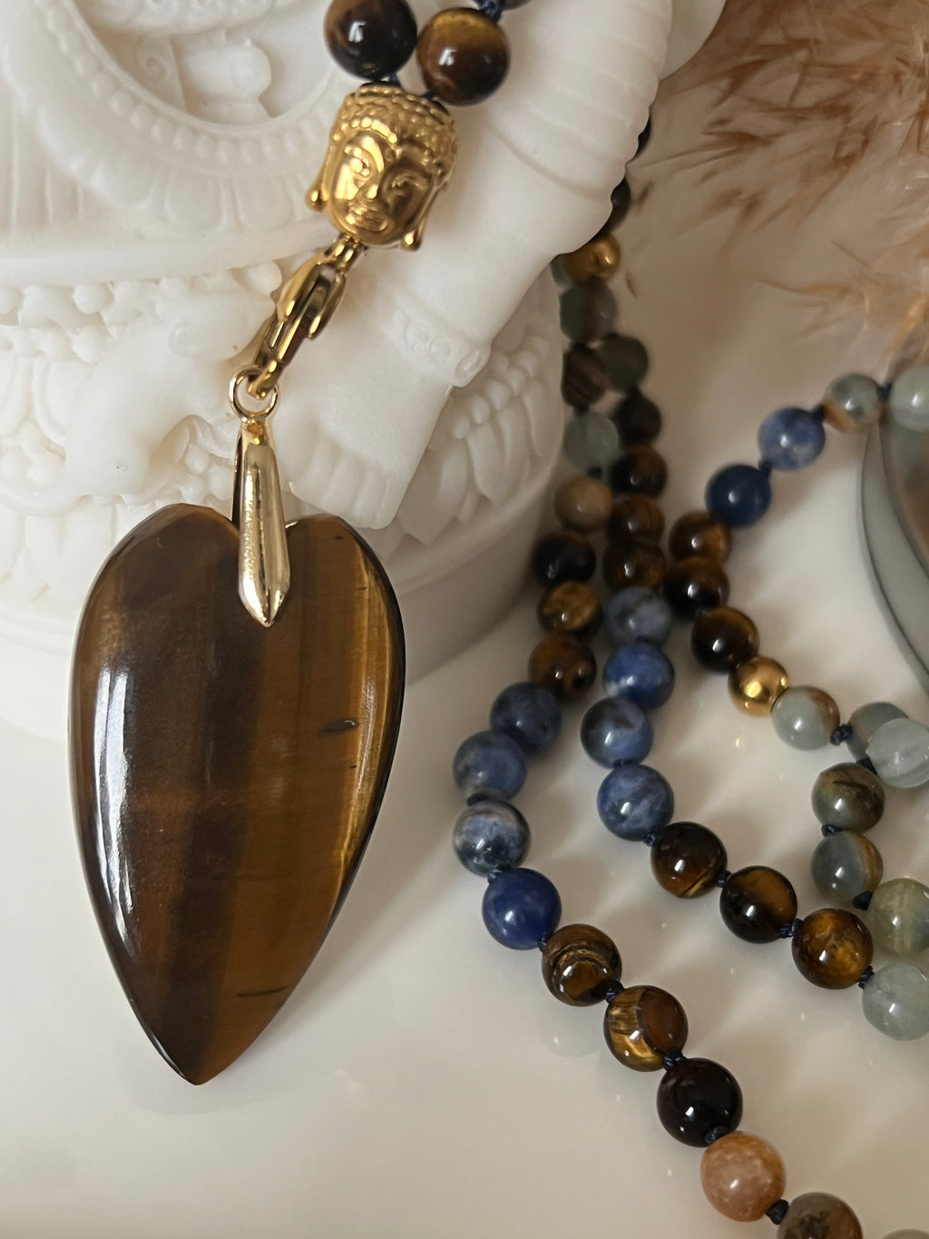 Mala n°44 - Sérénité affirmée - Oeil de tigre, Sodalite et Calcite bleue