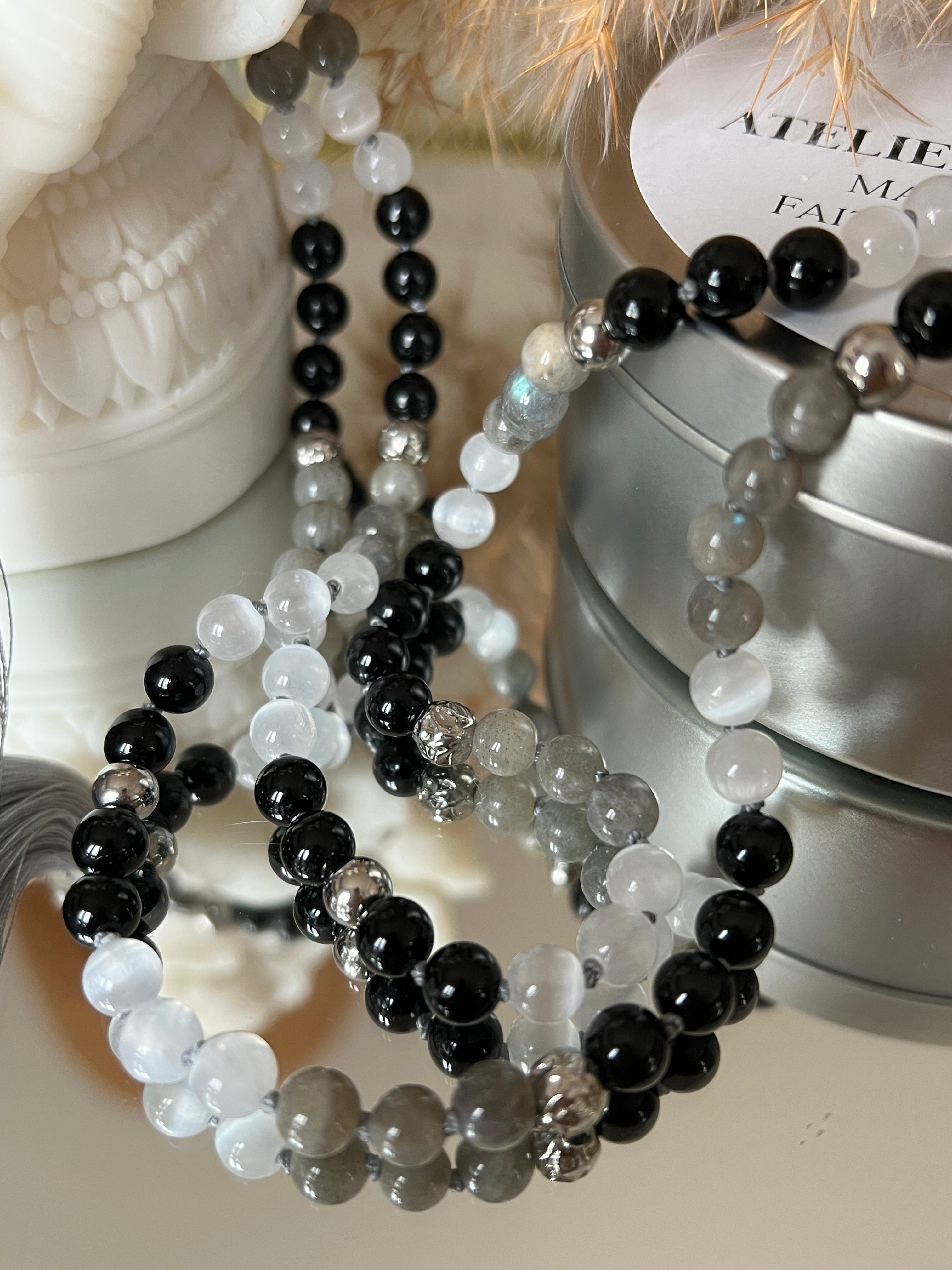 Mala n°54 - Clarté protégée - Spinelle, Sélénite et Labradorite