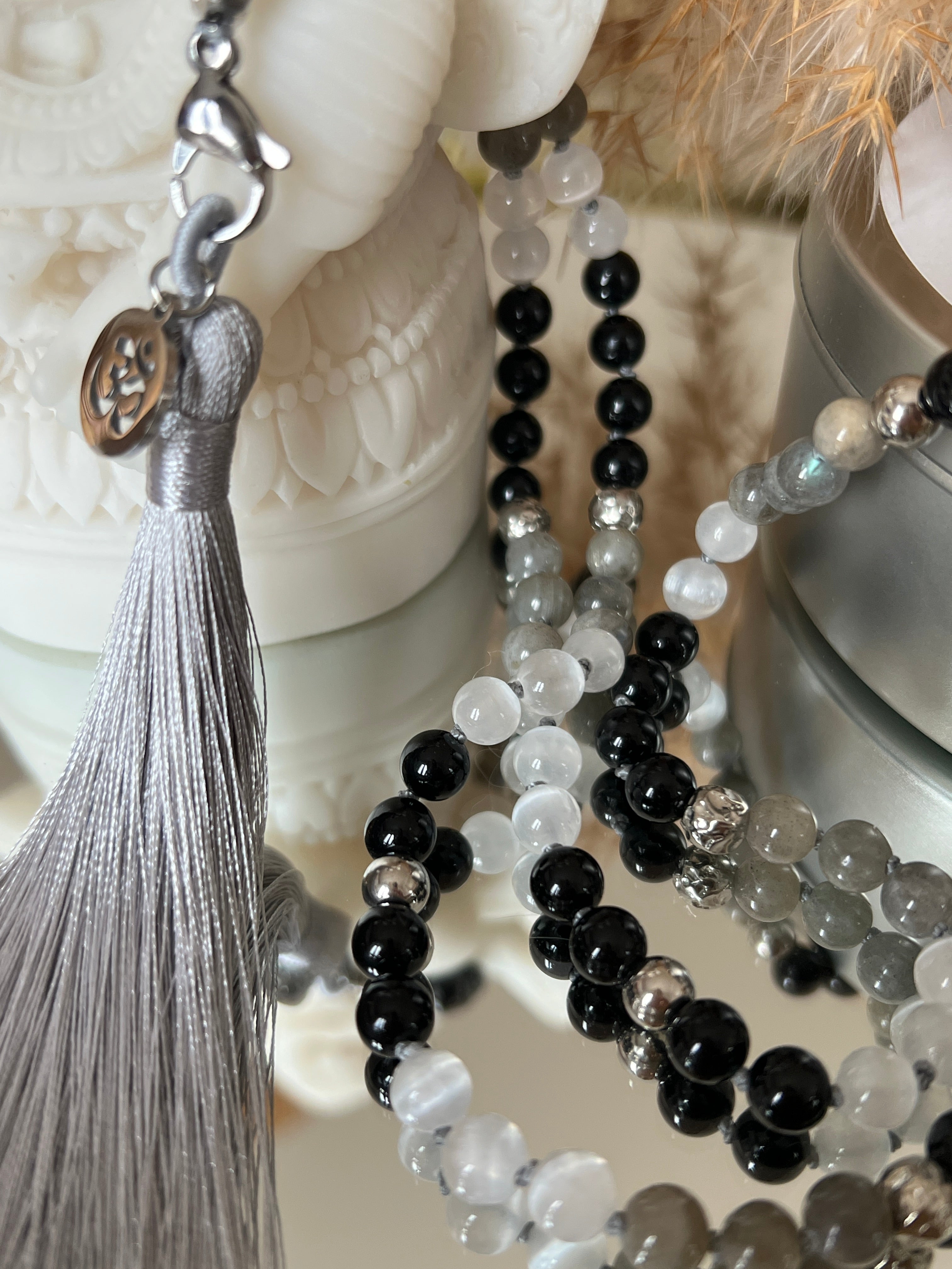 Mala n°54 - Clarté protégée - Spinelle, Sélénite et Labradorite