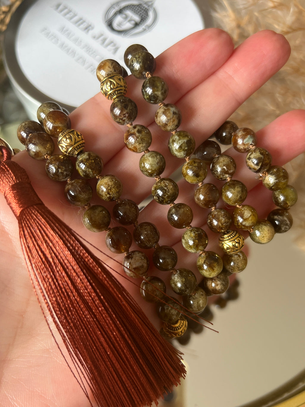 Mala XXL précieux en Grenat brun - Persévérance et courage