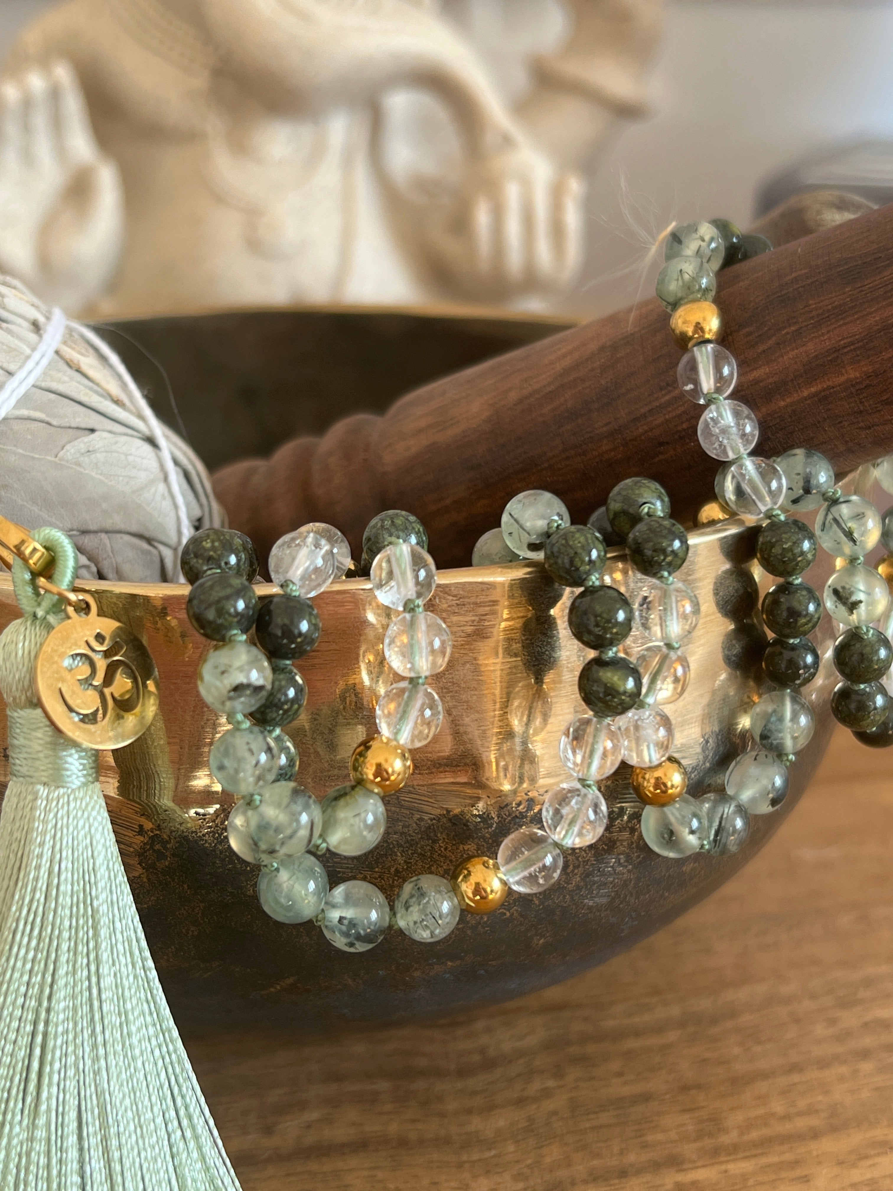 Mala n°41 - Equilibre du coeur - Préhnite, Serpentine et Cristal de roche