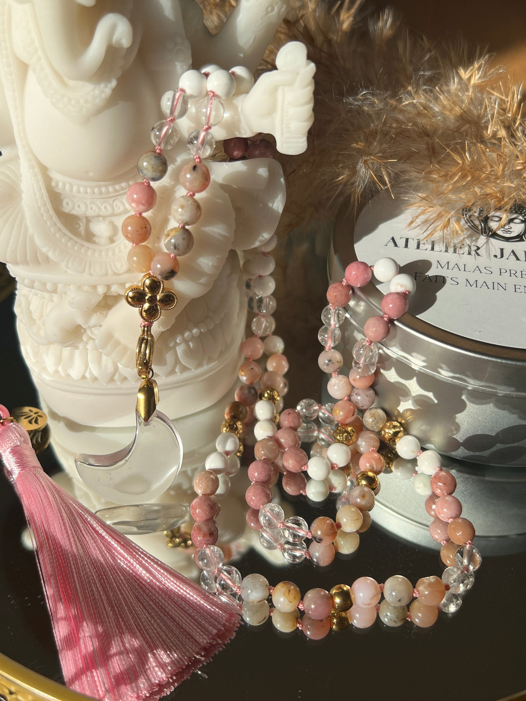 Mala n°45 - Réconciliation du coeur - Opale rose, Magnésite, Cristal de roche et Rhodonite