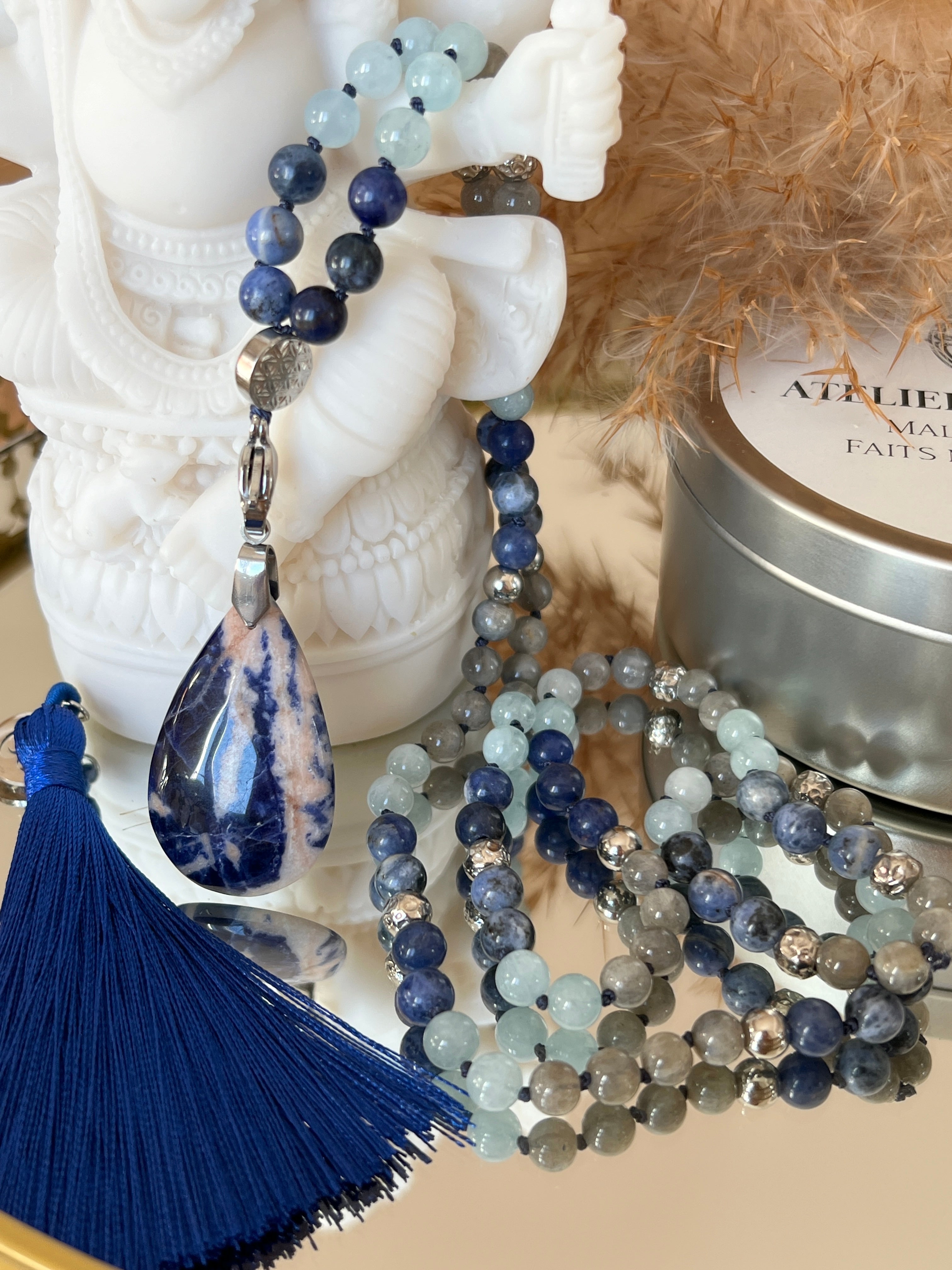 Mala n°48- Vérité alignée - Sodalite, Aigue marine et Labradorite