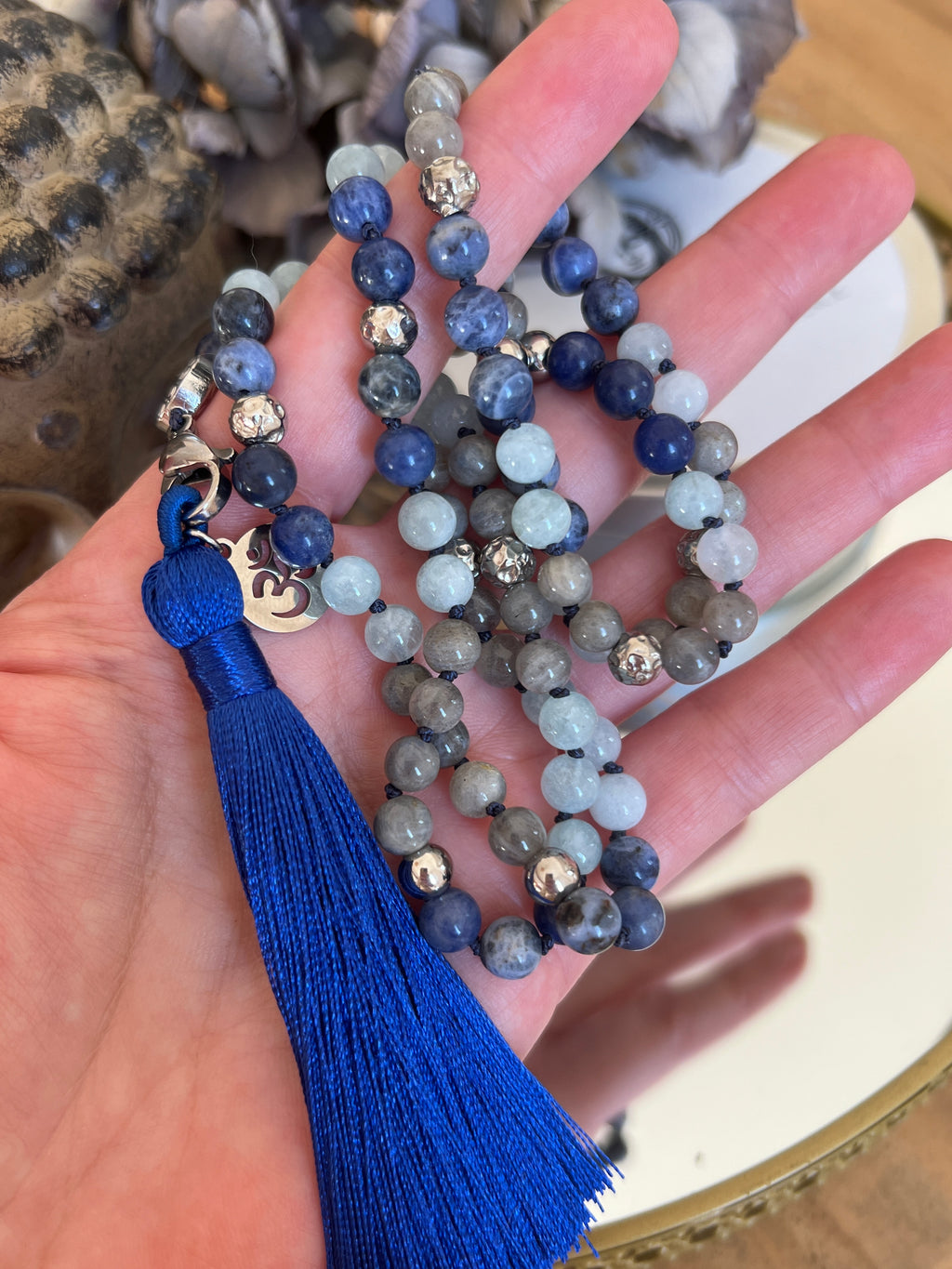 Mala n°48- Vérité alignée - Sodalite, Aigue marine et Labradorite