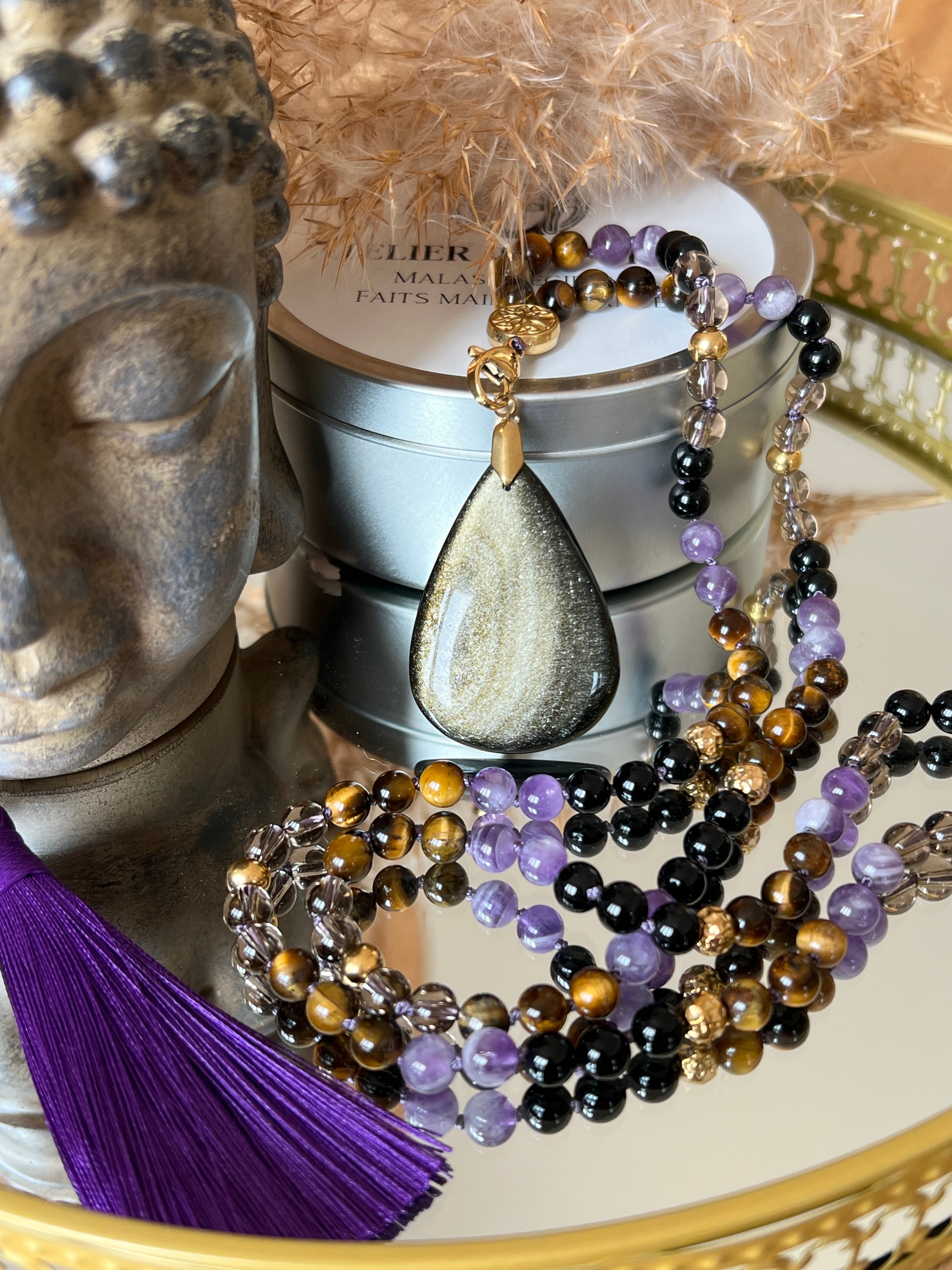Mala n°46 - Bouclier souverain - Obsidienne noire, Oeil de tigre, Améthyste et Quartz fumé