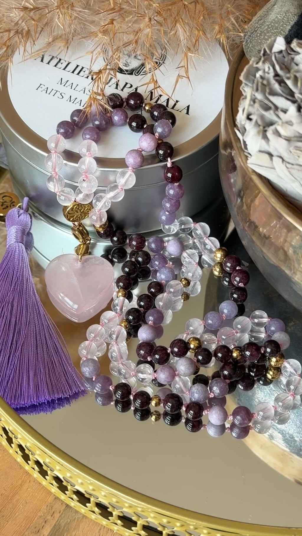 Mala n°111 - (re)prendre sa place - Morganite, Grenat et Lépidolite