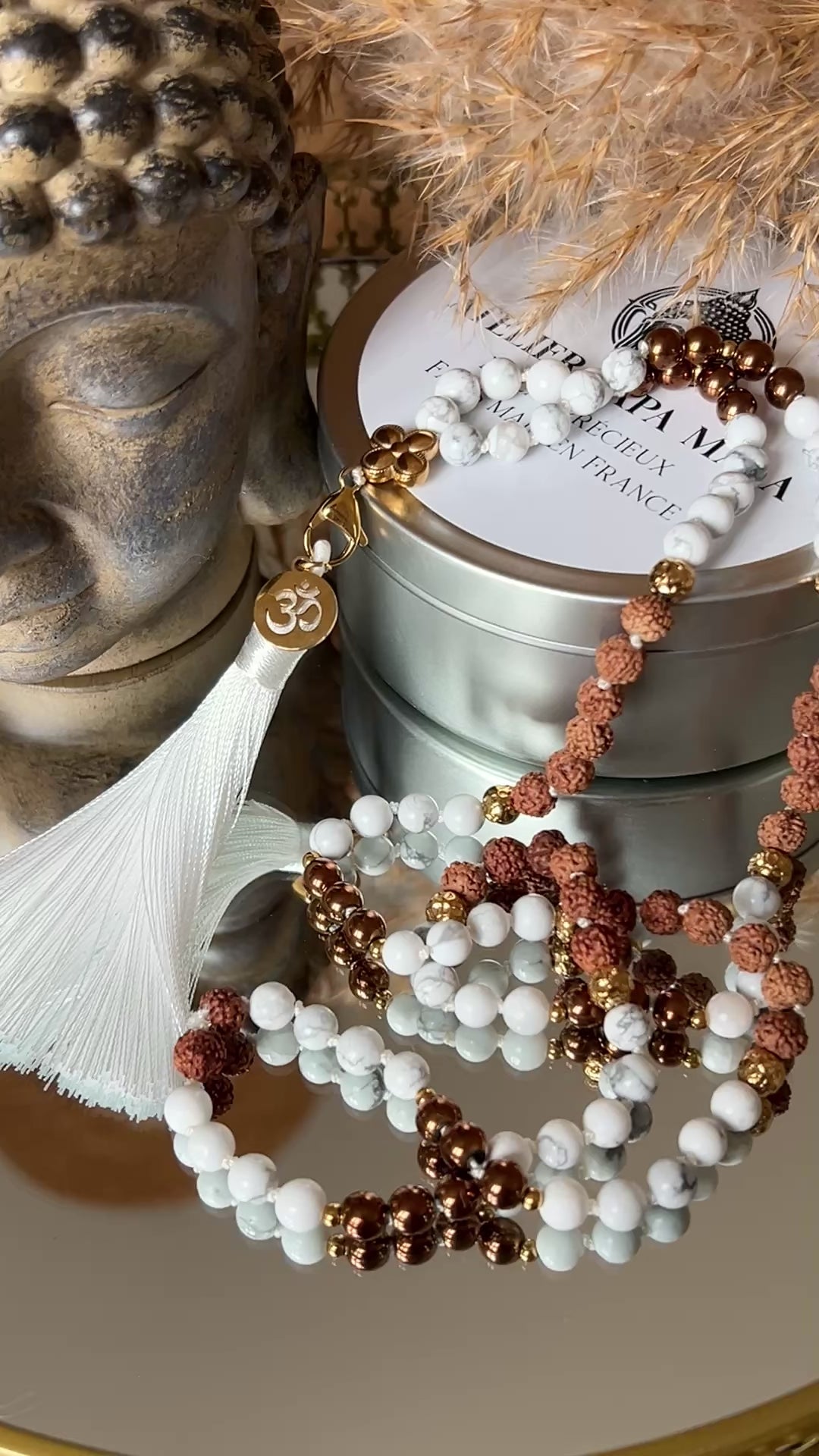 Mala n°51 - Retour au calme - Howlite, Hématite et graines de Rudraksha